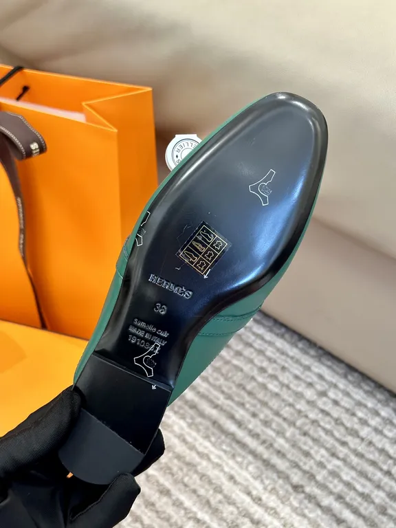 Hermes Shoe 